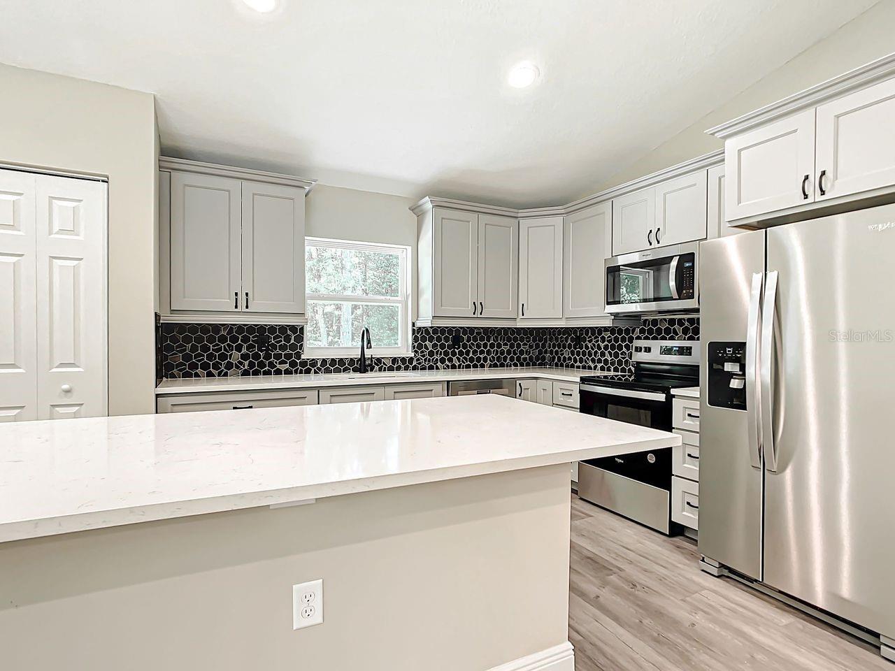 WILLISTON HIGHLANDS UNIT 11 - Residential