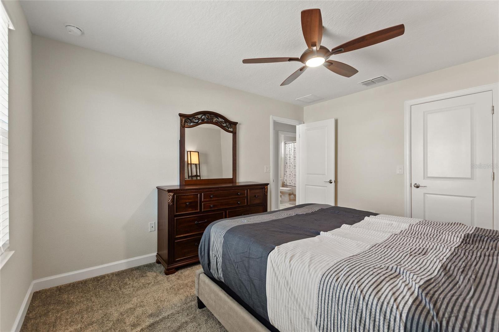 STONEYBROOK SOUTH NORTH PRCL PH 2 - Residential Lease