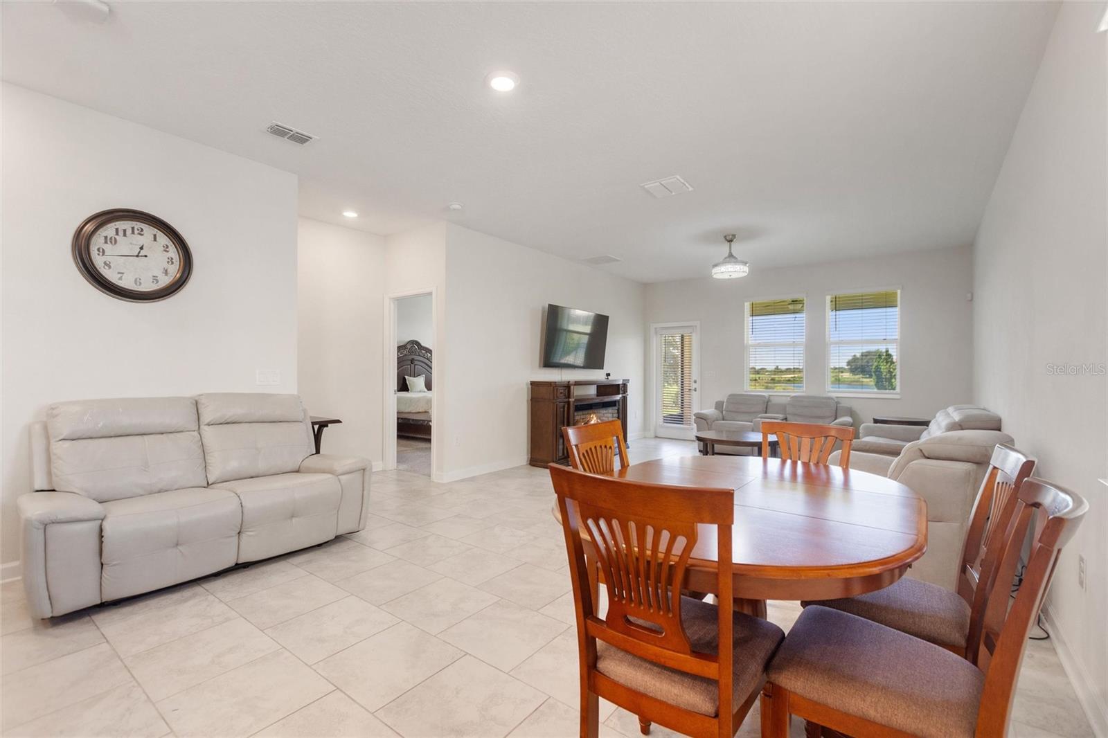 STONEYBROOK SOUTH NORTH PRCL PH 2 - Residential Lease