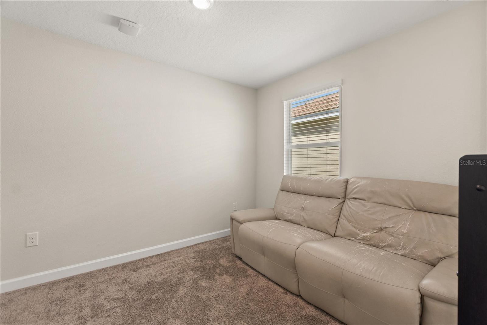 STONEYBROOK SOUTH NORTH PRCL PH 2 - Residential Lease