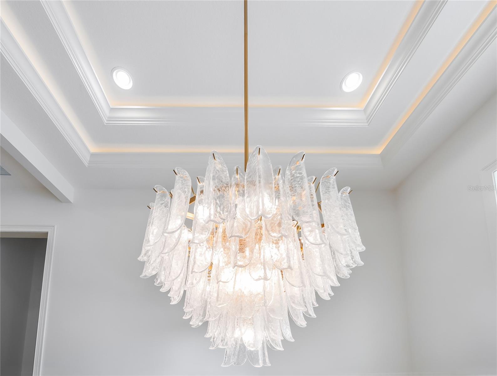 HEATHROW COUNTRY ESTATE - Residential