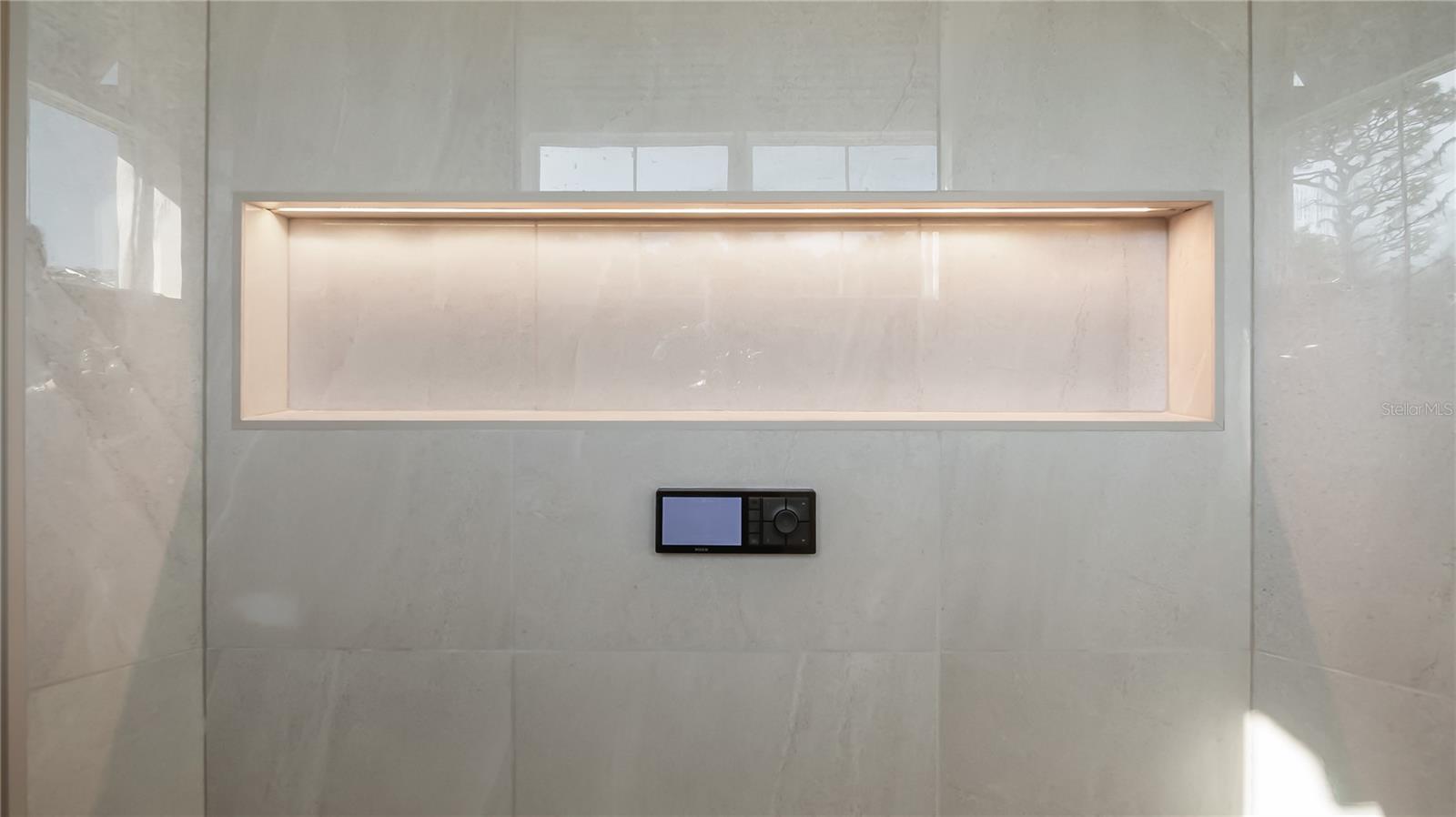 HEATHROW COUNTRY ESTATE - Residential