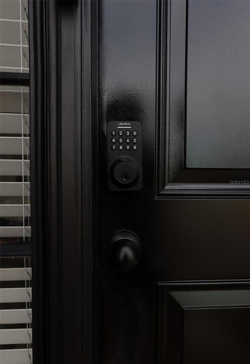 2516 COURTLAND BOULEVARD