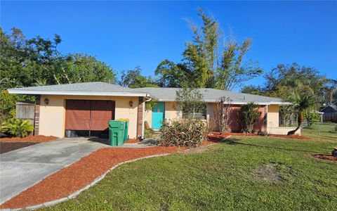 A home in PORT CHARLOTTE