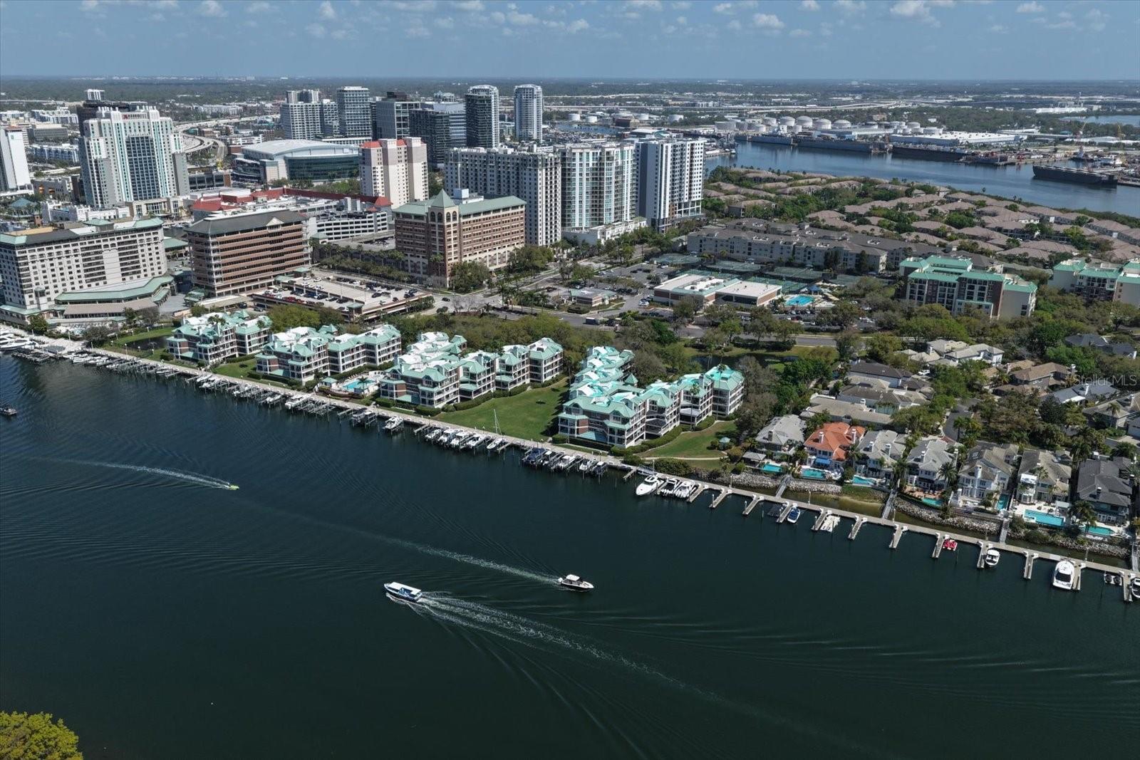 HARBOR ISLAND MARINA PH 1 - Residential