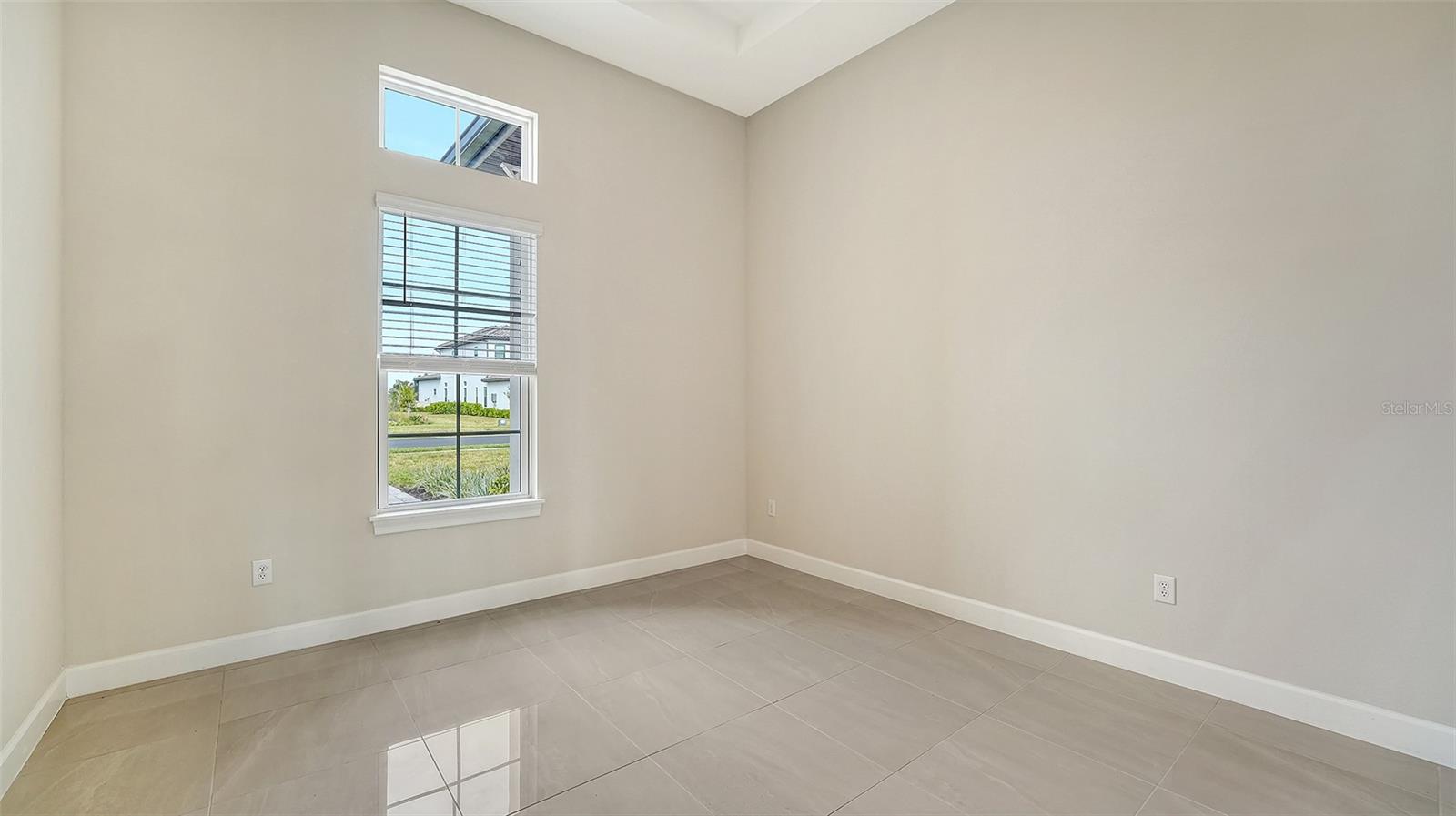 AZARIO ESPLANADE PH II SUBPH C-O - Residential