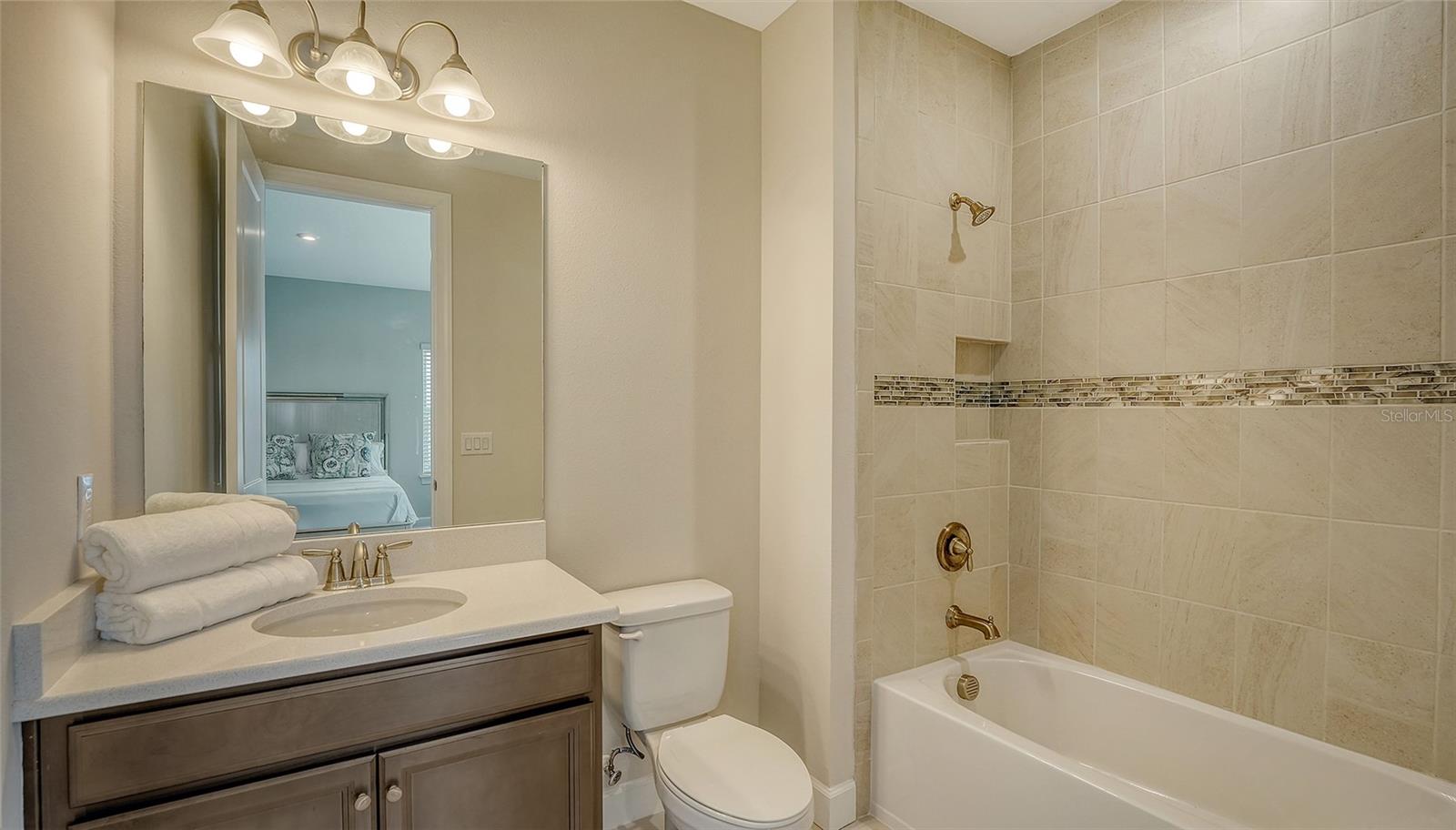 AZARIO ESPLANADE PH II SUBPH C-O - Residential