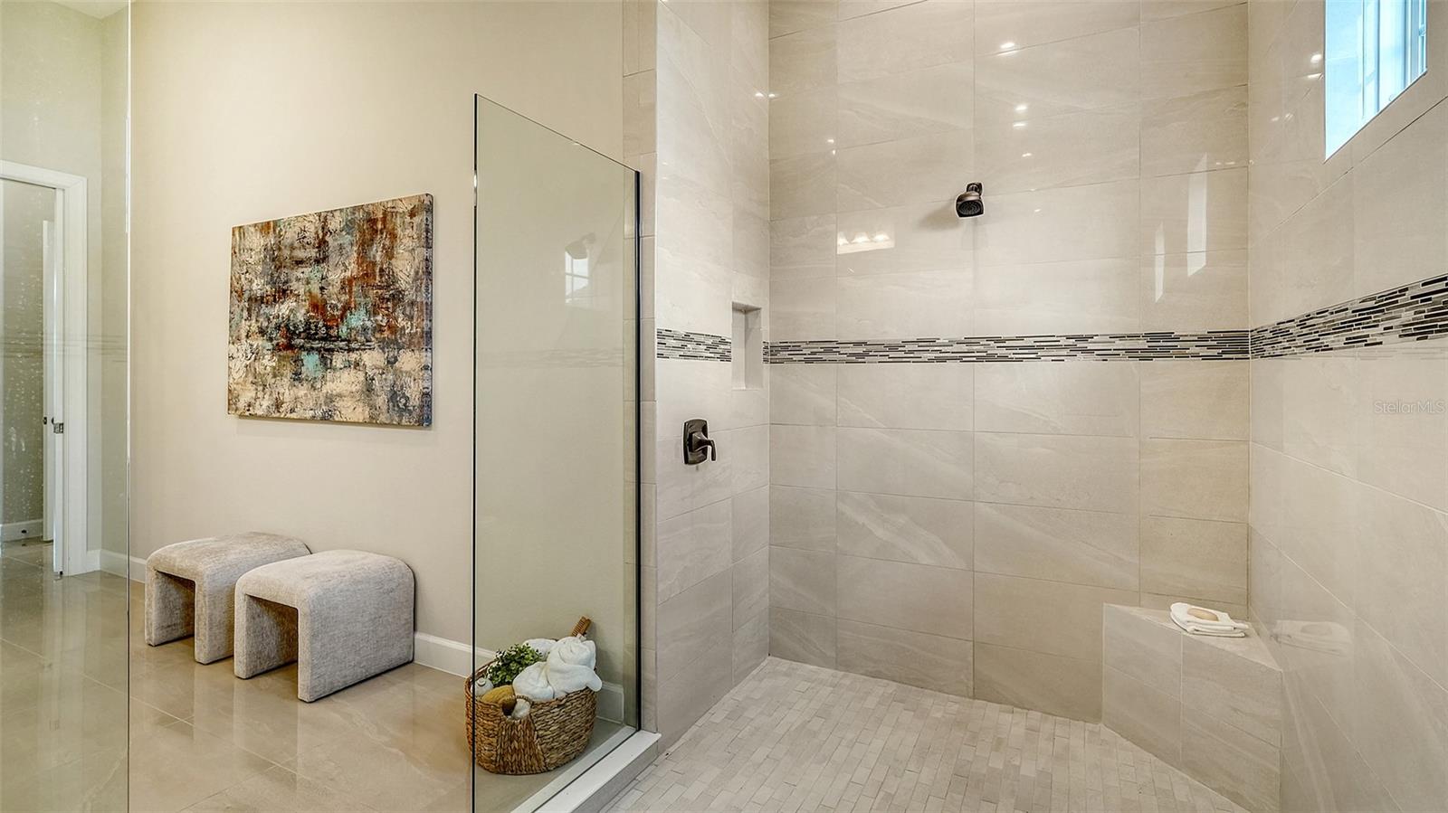 AZARIO ESPLANADE PH II SUBPH C-O - Residential