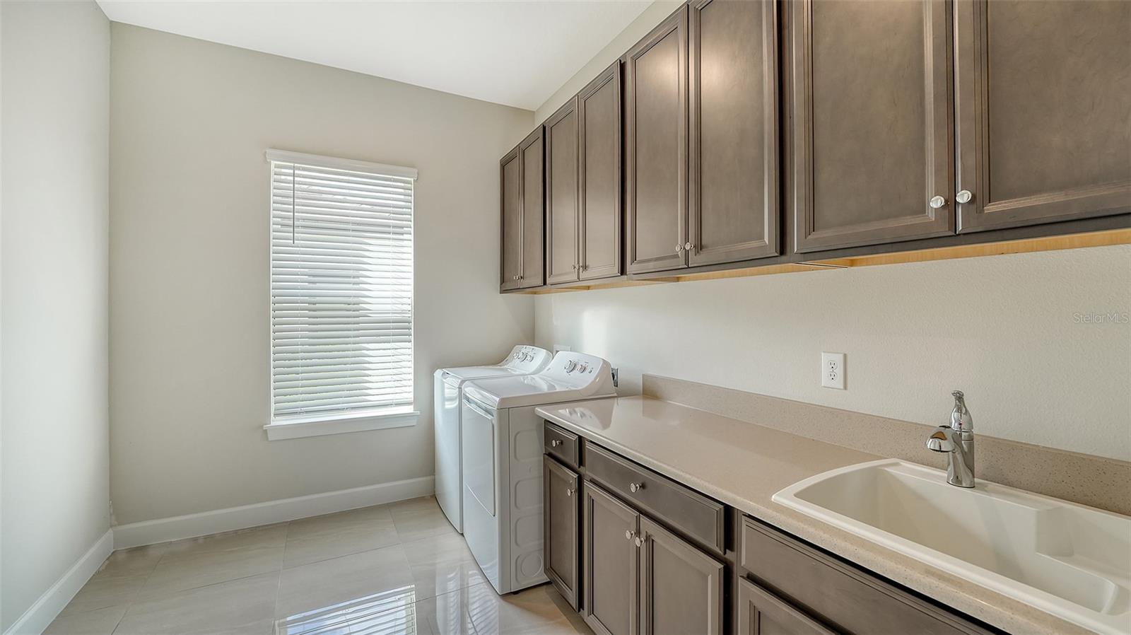 AZARIO ESPLANADE PH II SUBPH C-O - Residential