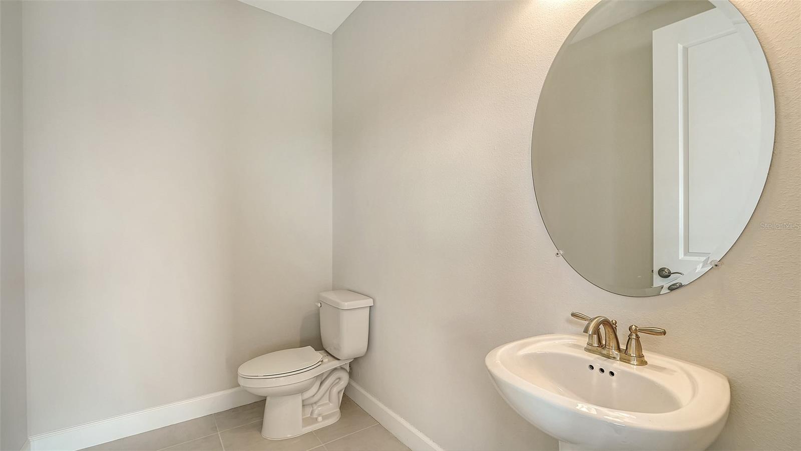 AZARIO ESPLANADE PH II SUBPH C-O - Residential