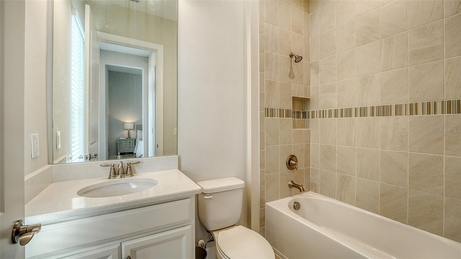 AZARIO ESPLANADE PH II SUBPH C-O - Residential