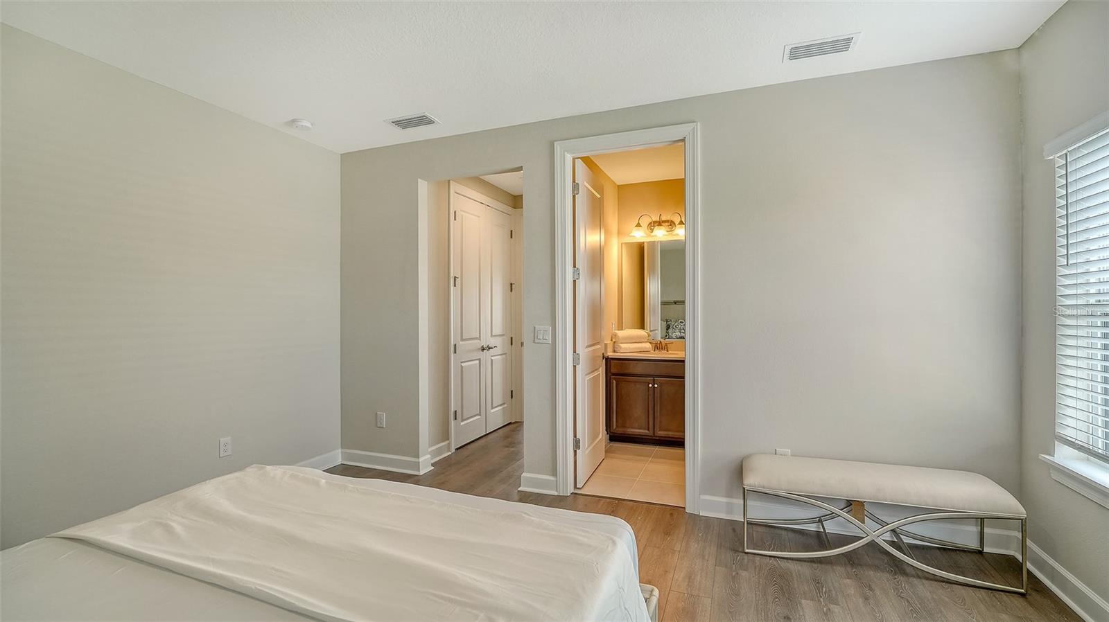 AZARIO ESPLANADE PH II SUBPH C-O - Residential