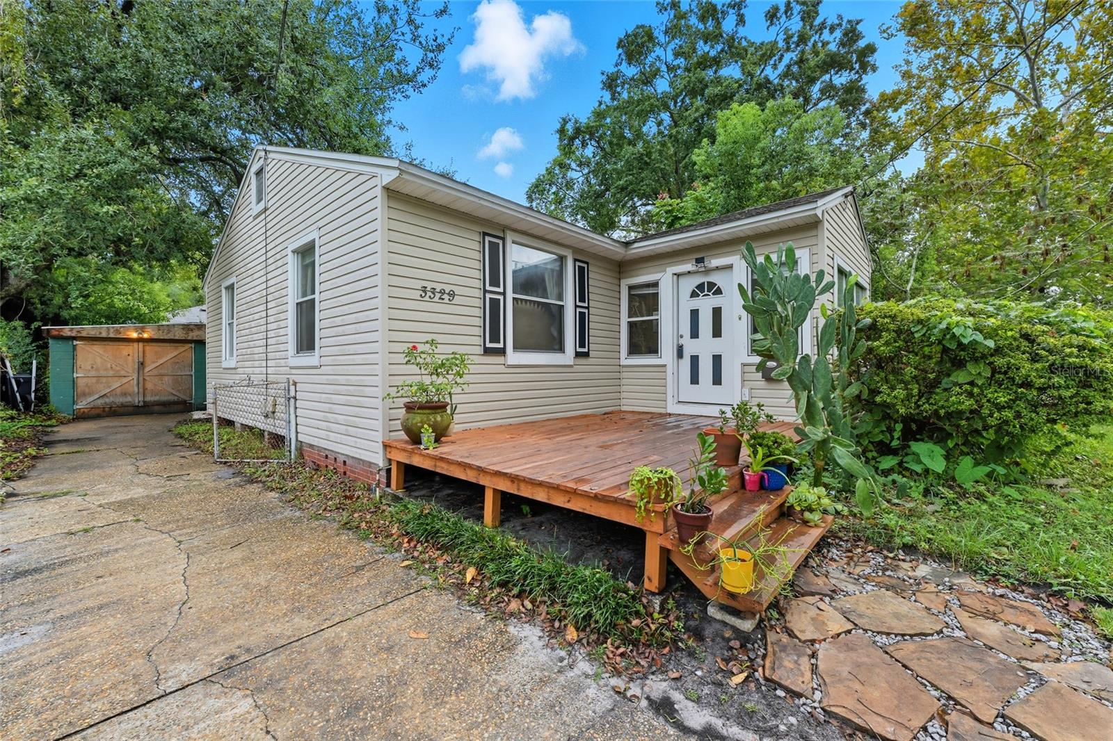 MURRAY HILL HEIGHTS - Residential
