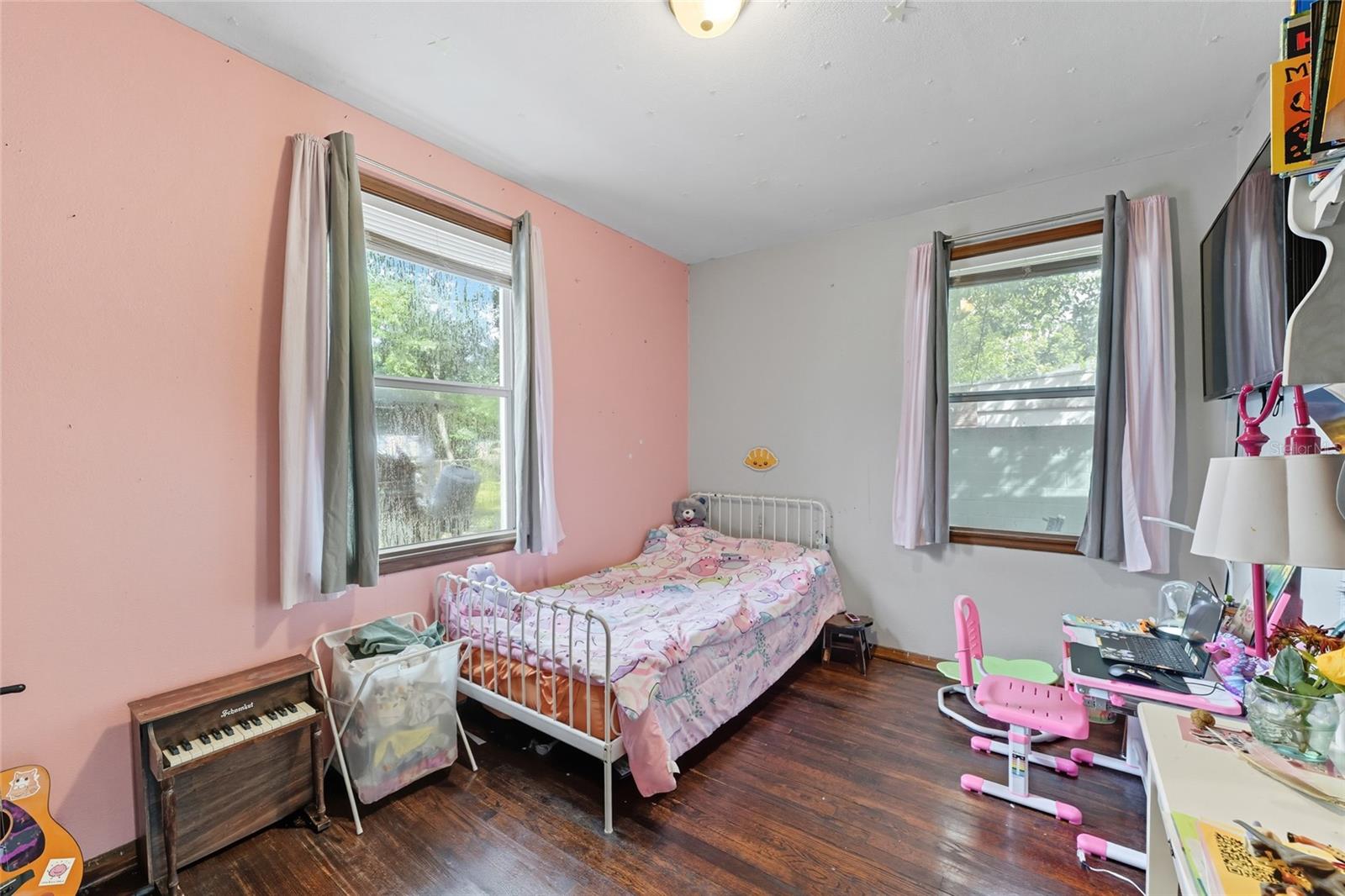 MURRAY HILL HEIGHTS - Residential