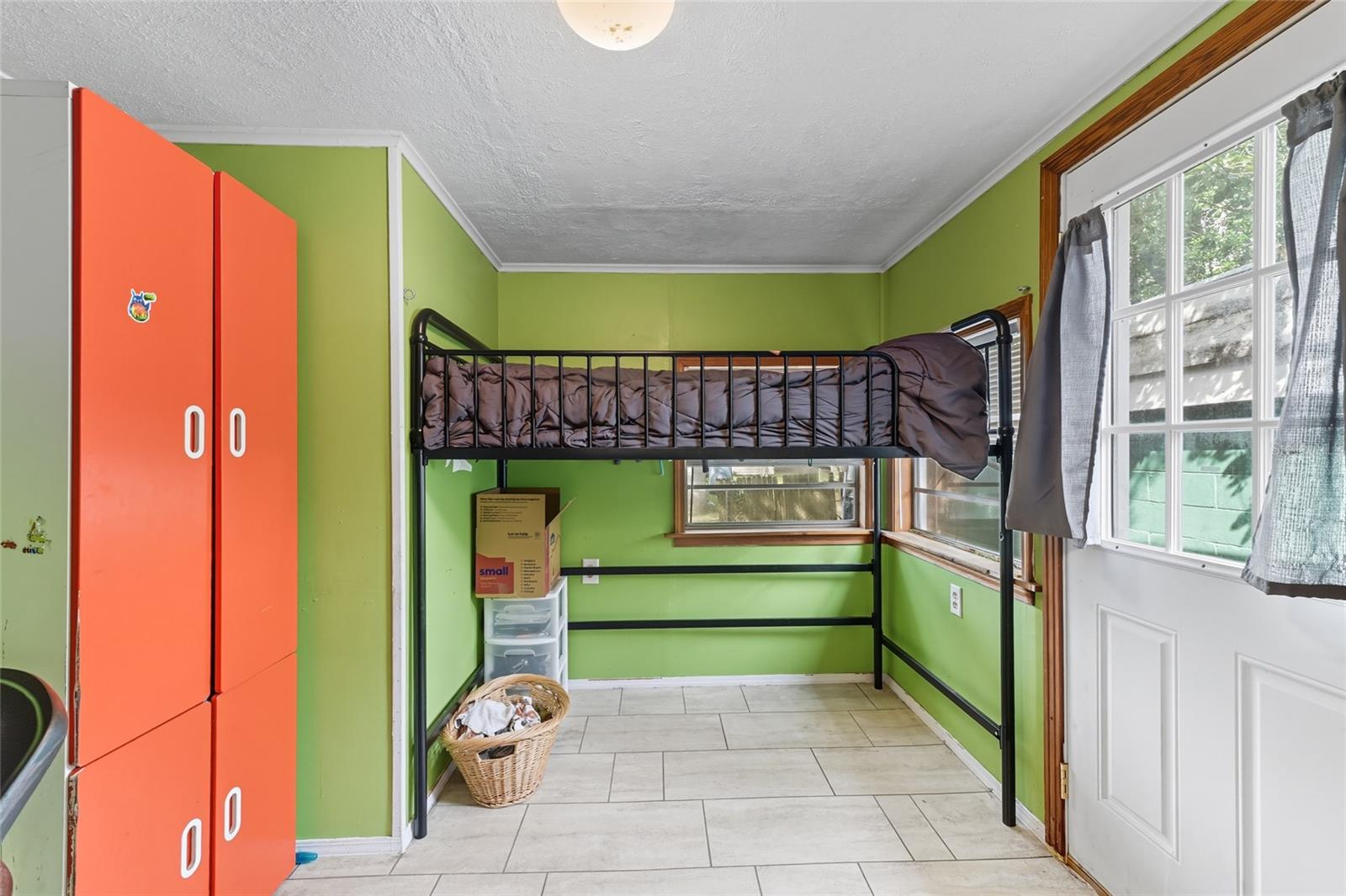 MURRAY HILL HEIGHTS - Residential