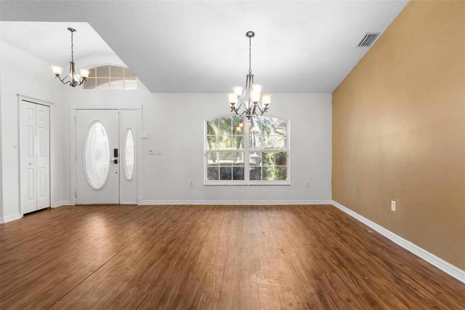 10 WAYLER PLACE