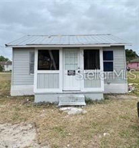 513 LINCOLN AVENUE LAKE WALES FL 33853