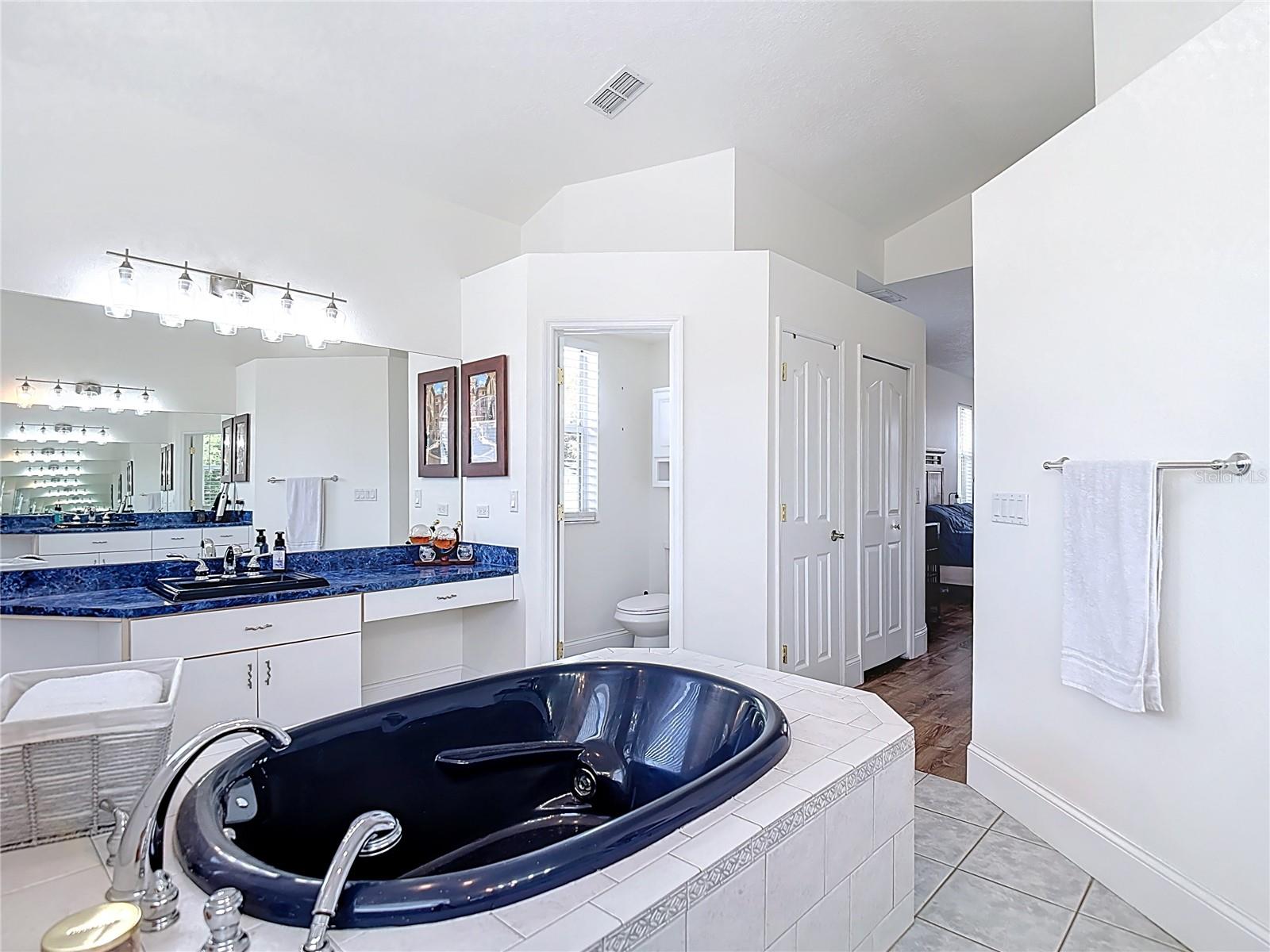 ROLLING OAKS ESTATES - Residential