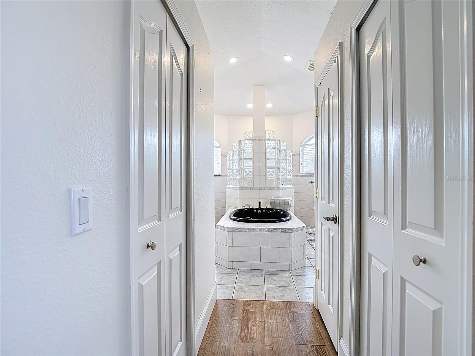 ROLLING OAKS ESTATES - Residential