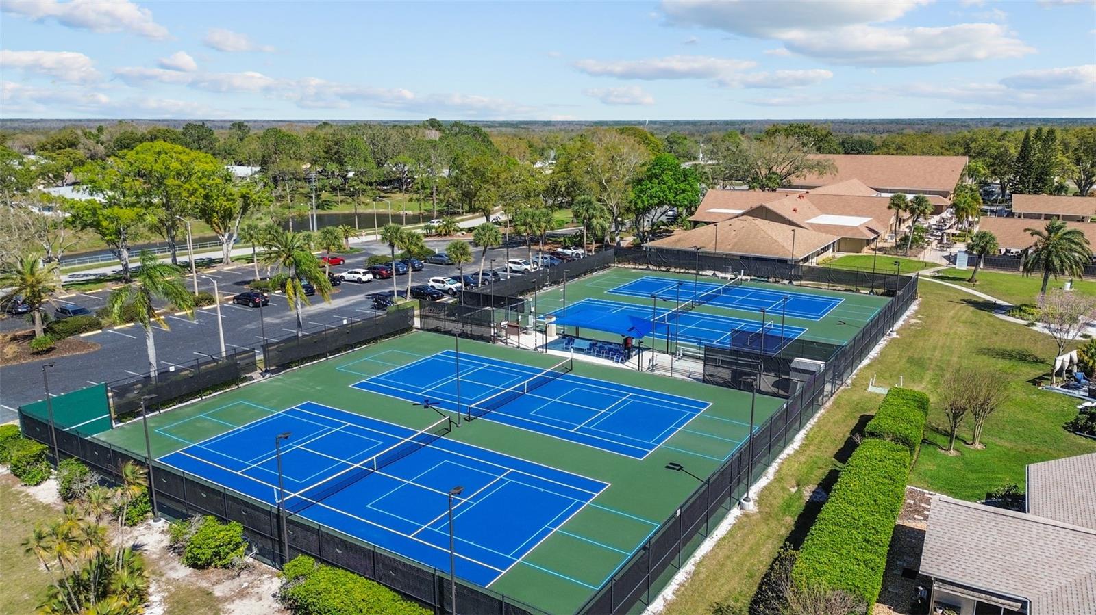 HIGHLAND LAKES VILLAS ON THE GREEN CONDO II - Residential