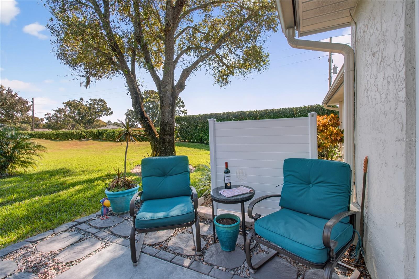 HIGHLAND LAKES VILLAS ON THE GREEN CONDO II - Residential