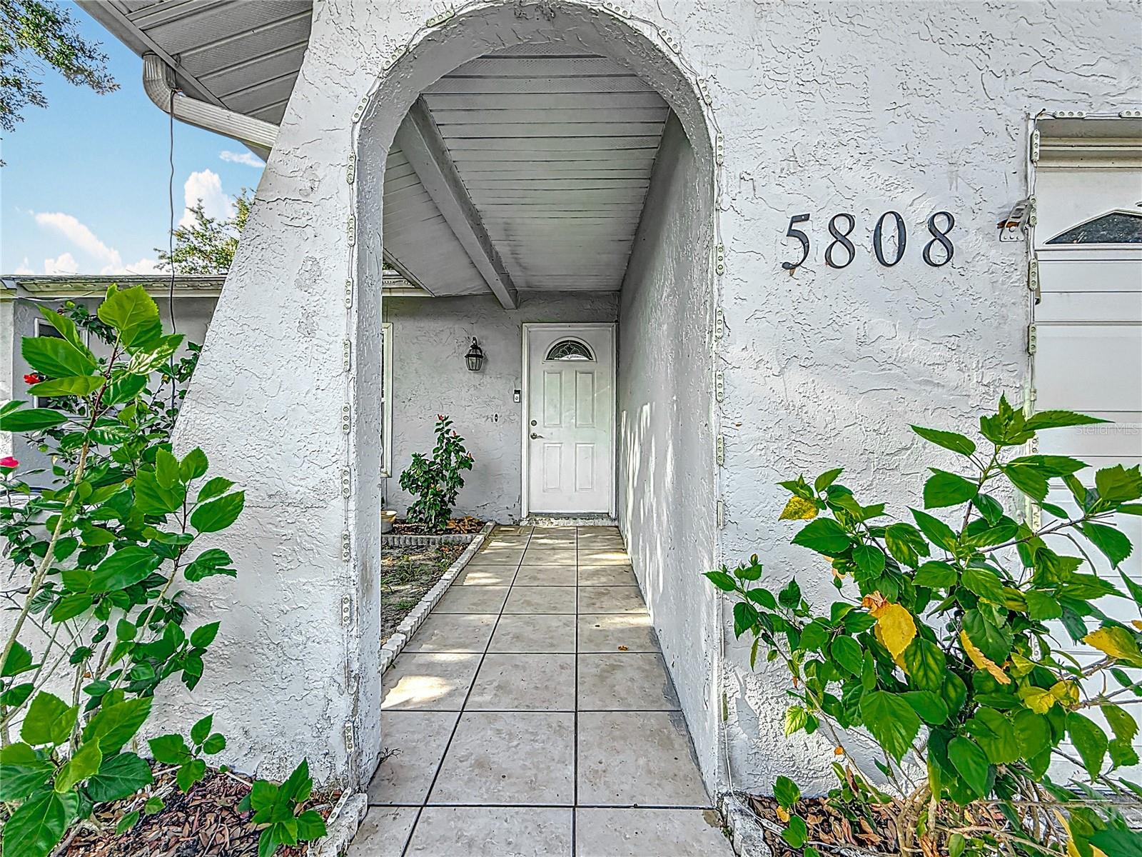 5808 SILVER MOON AVE