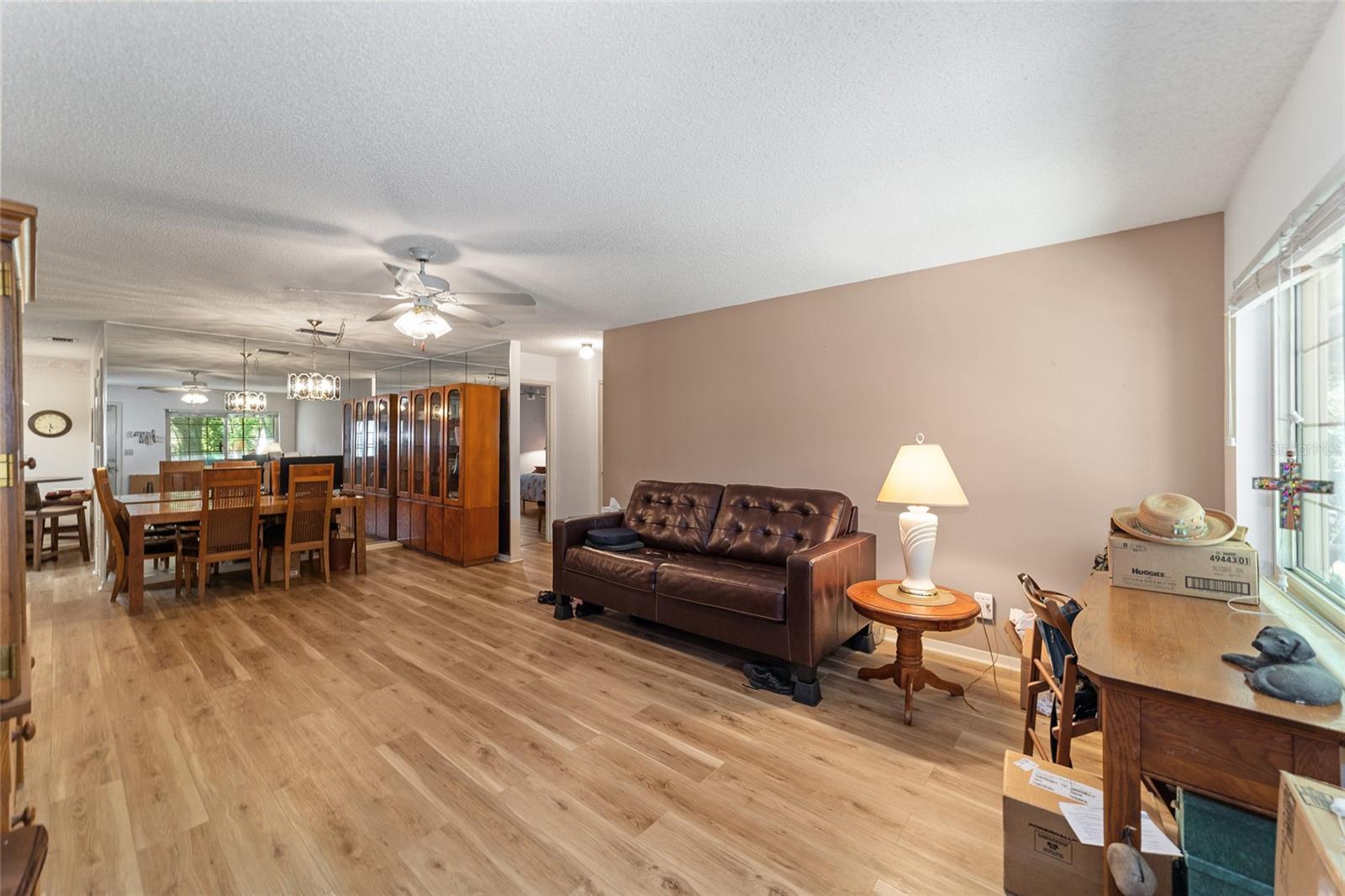 ON TOP OF THE WORLD - Residential