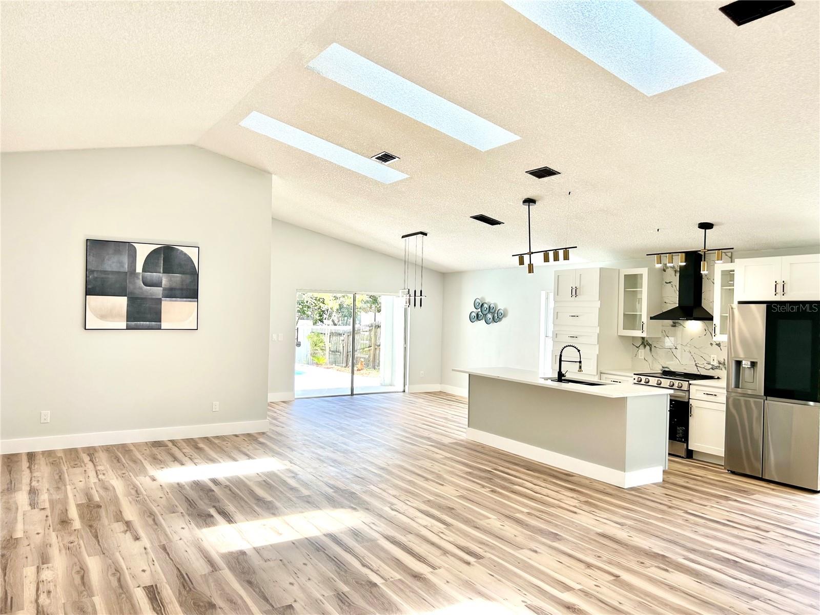 WOODBURY PINES - Residential