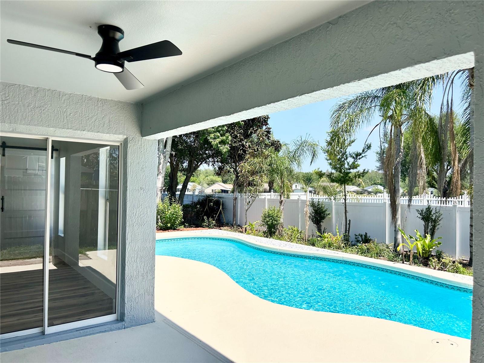 WOODBURY PINES - Residential