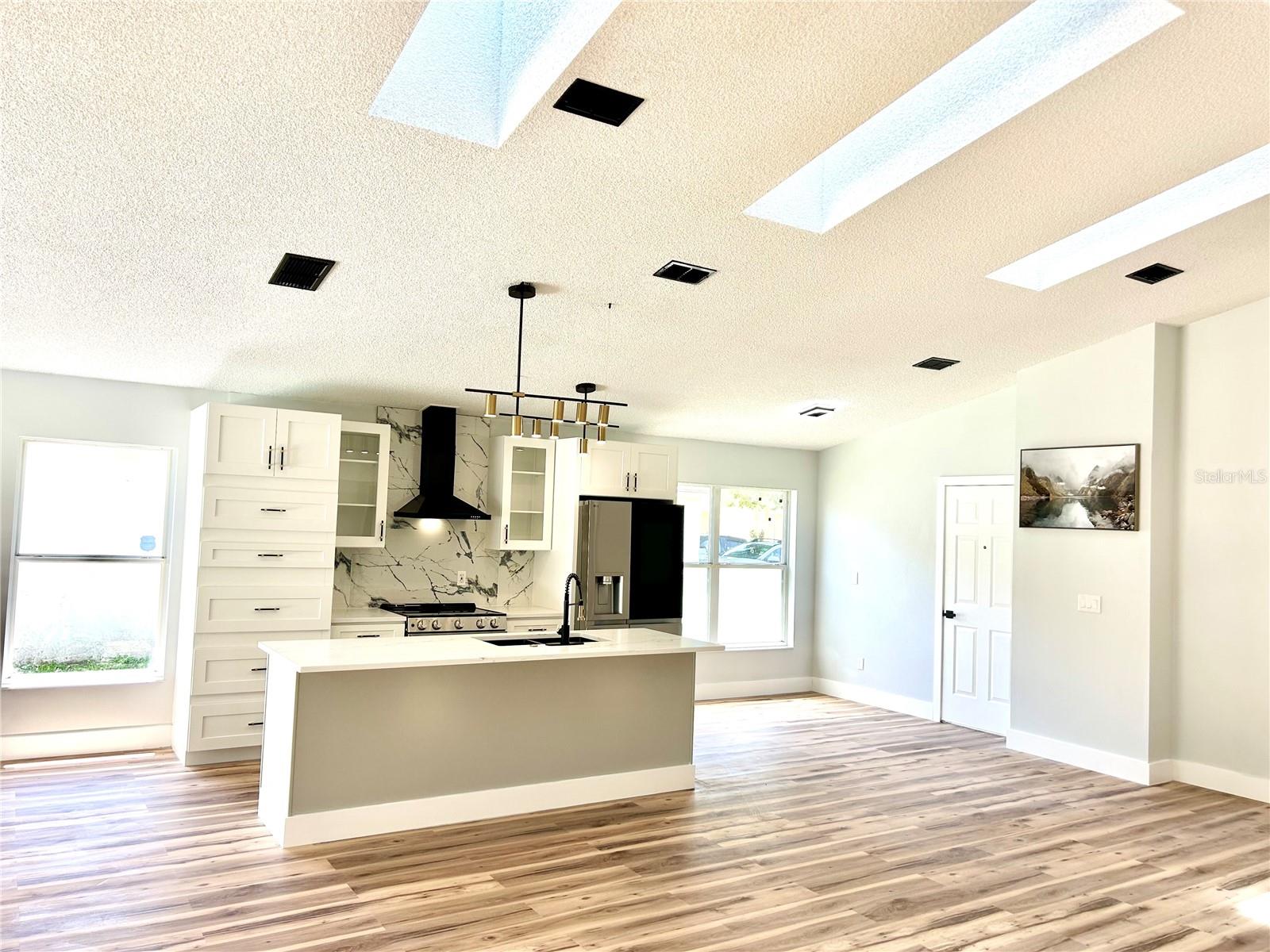 WOODBURY PINES - Residential