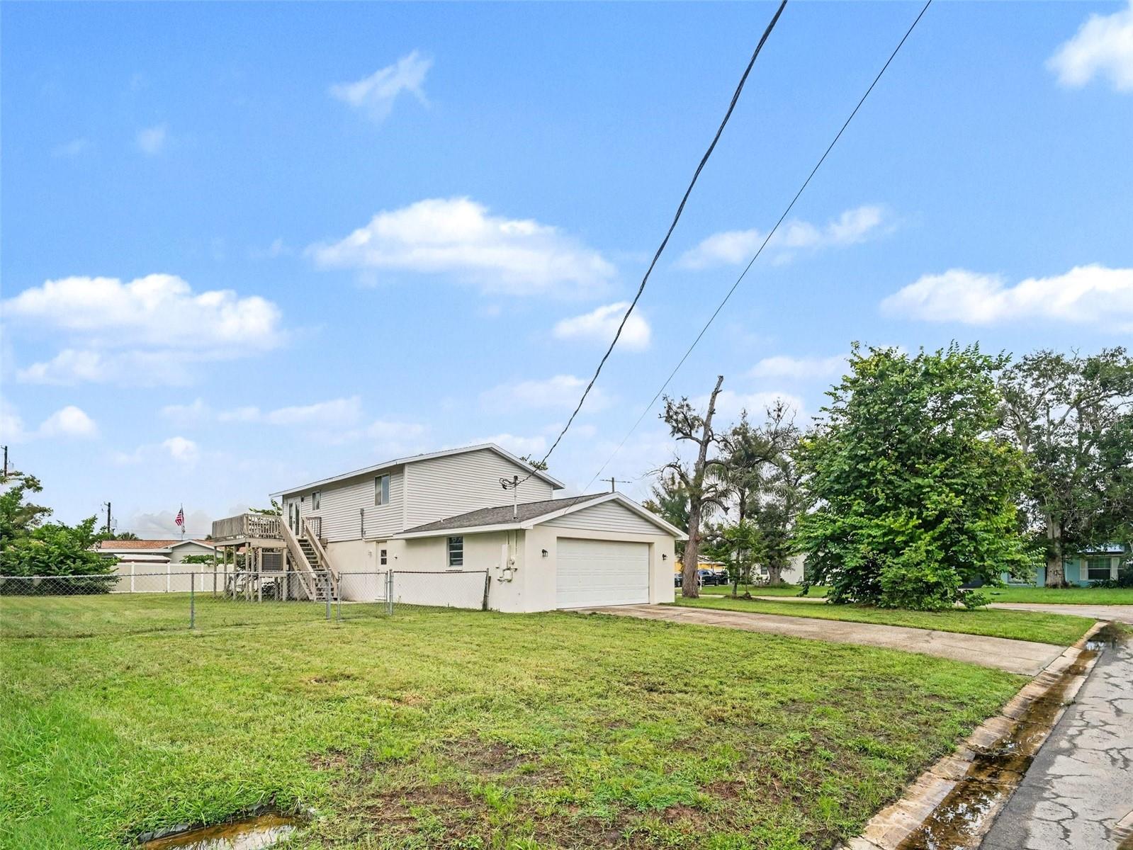 6306 FLORIDA CIR E, APOLLO BEACH, FL, 33572 2 6306 FLORIDA CIR E