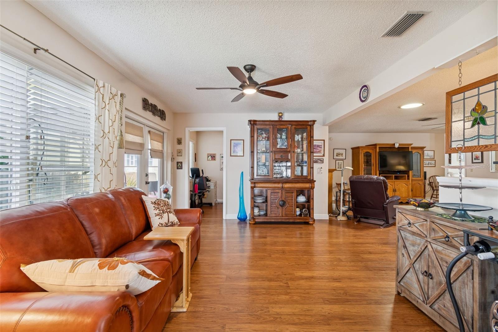 HERITAGE LAKE - Residential