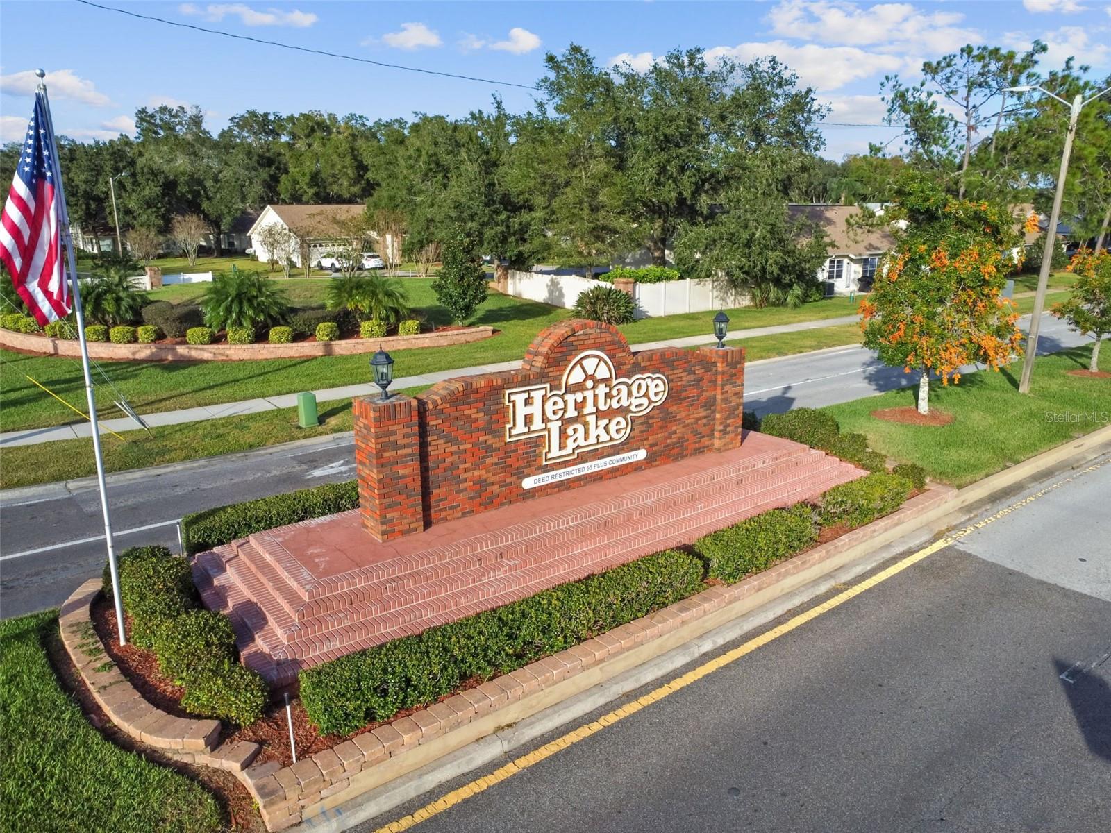 HERITAGE LAKE - Residential