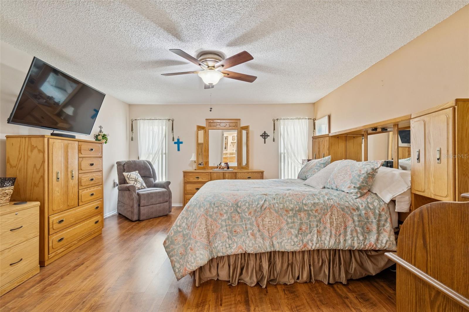 HERITAGE LAKE - Residential