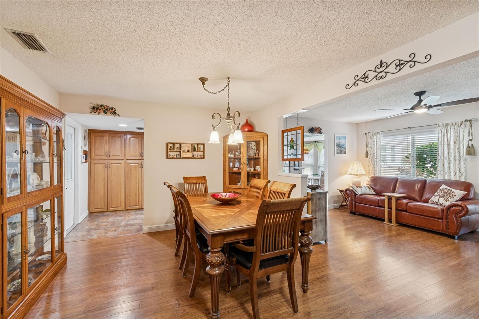 HERITAGE LAKE - Residential