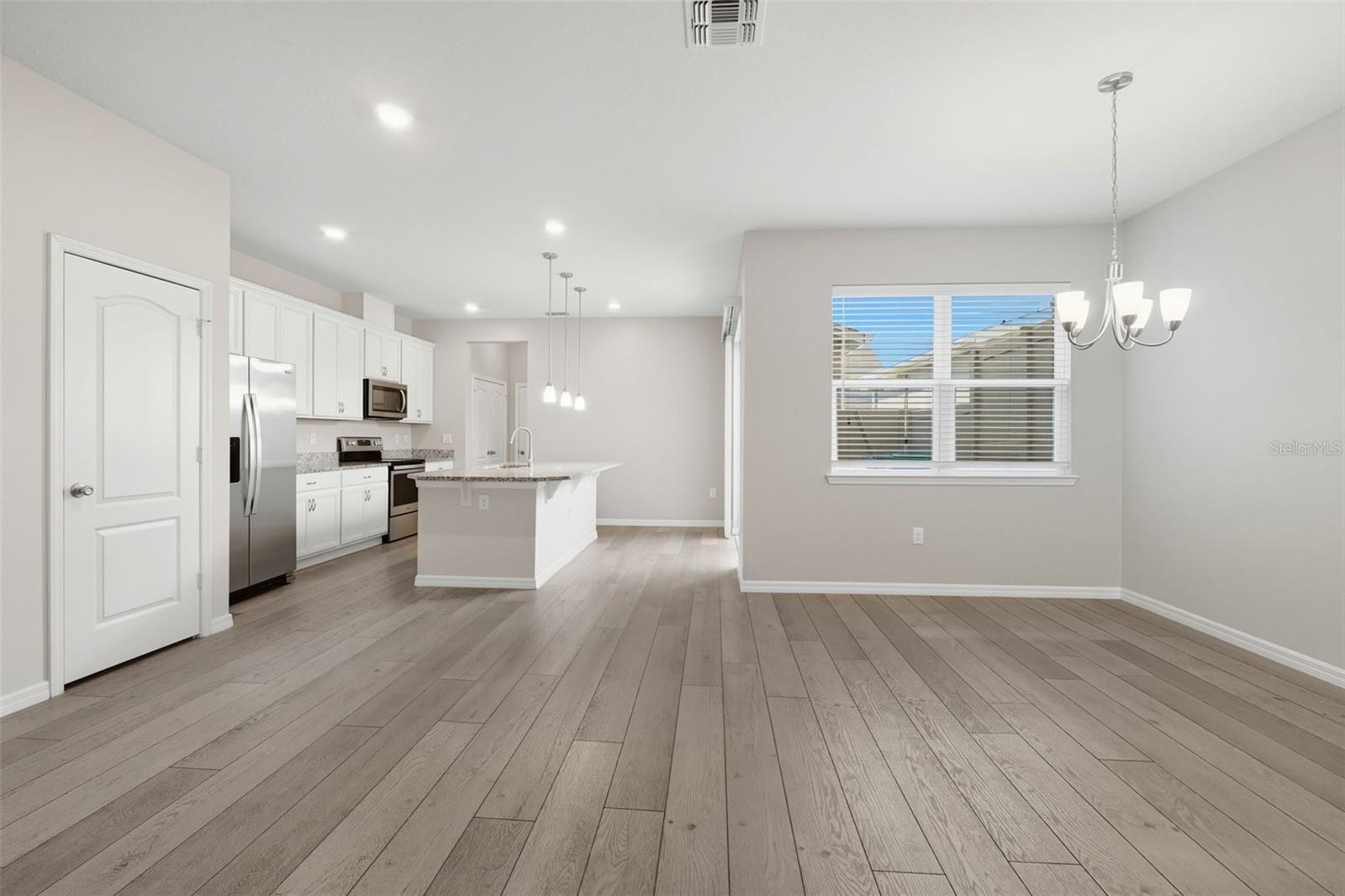 VINEYARDS/HORIZONS WEST PH 4 - Residential