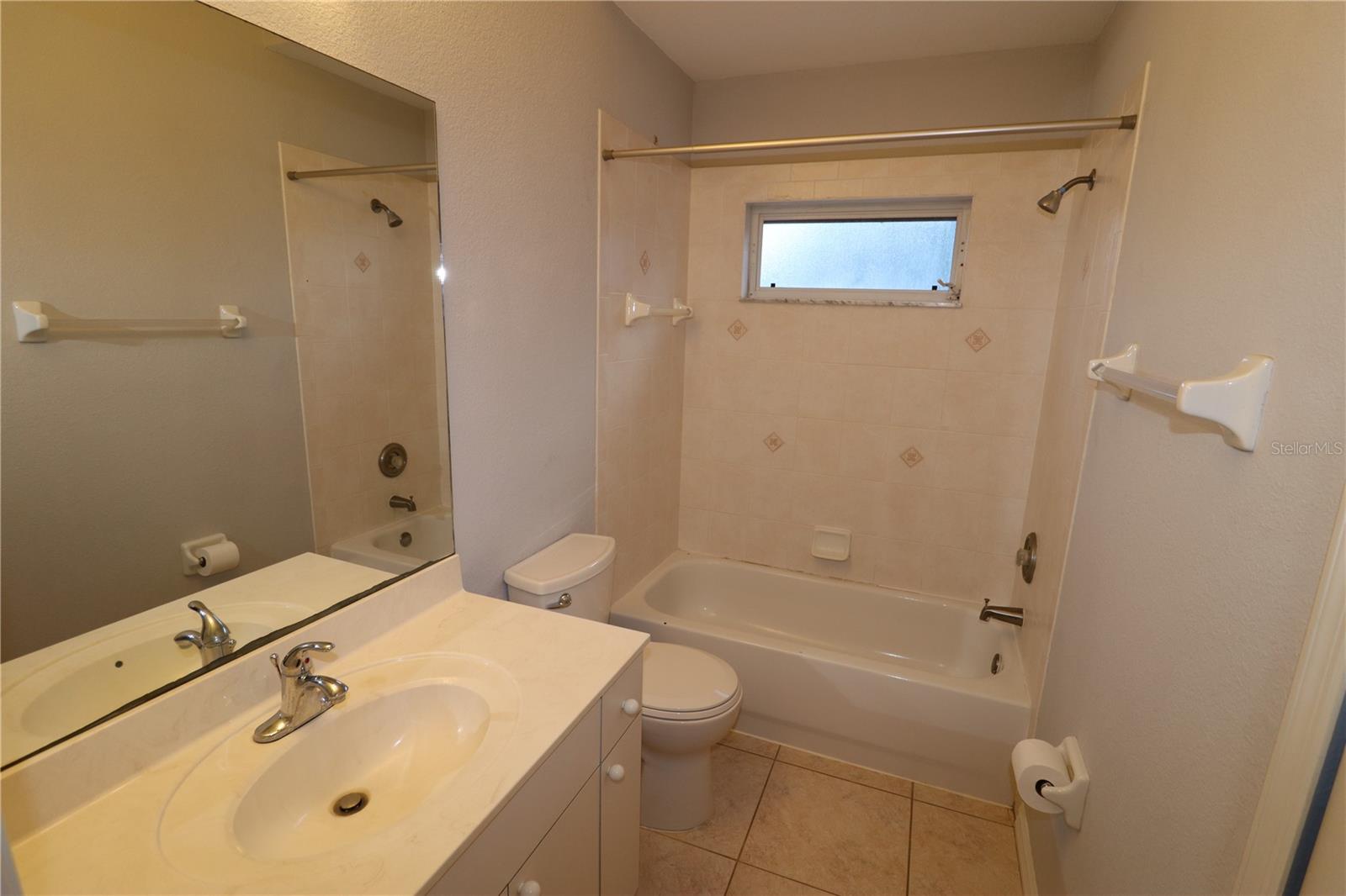 PORT CHARLOTTE SUB 07 - Residential Lease