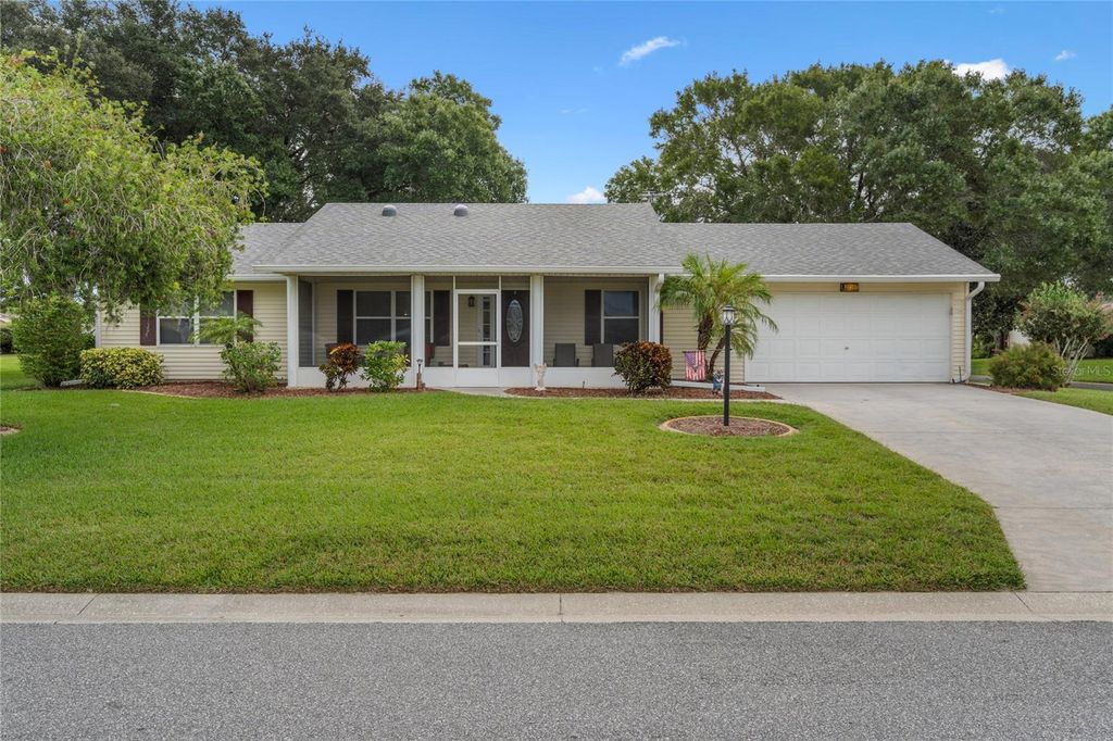 Photo of 27107 Racquet Circle, Leesburg, FL 34748 (MLS # G5102686)