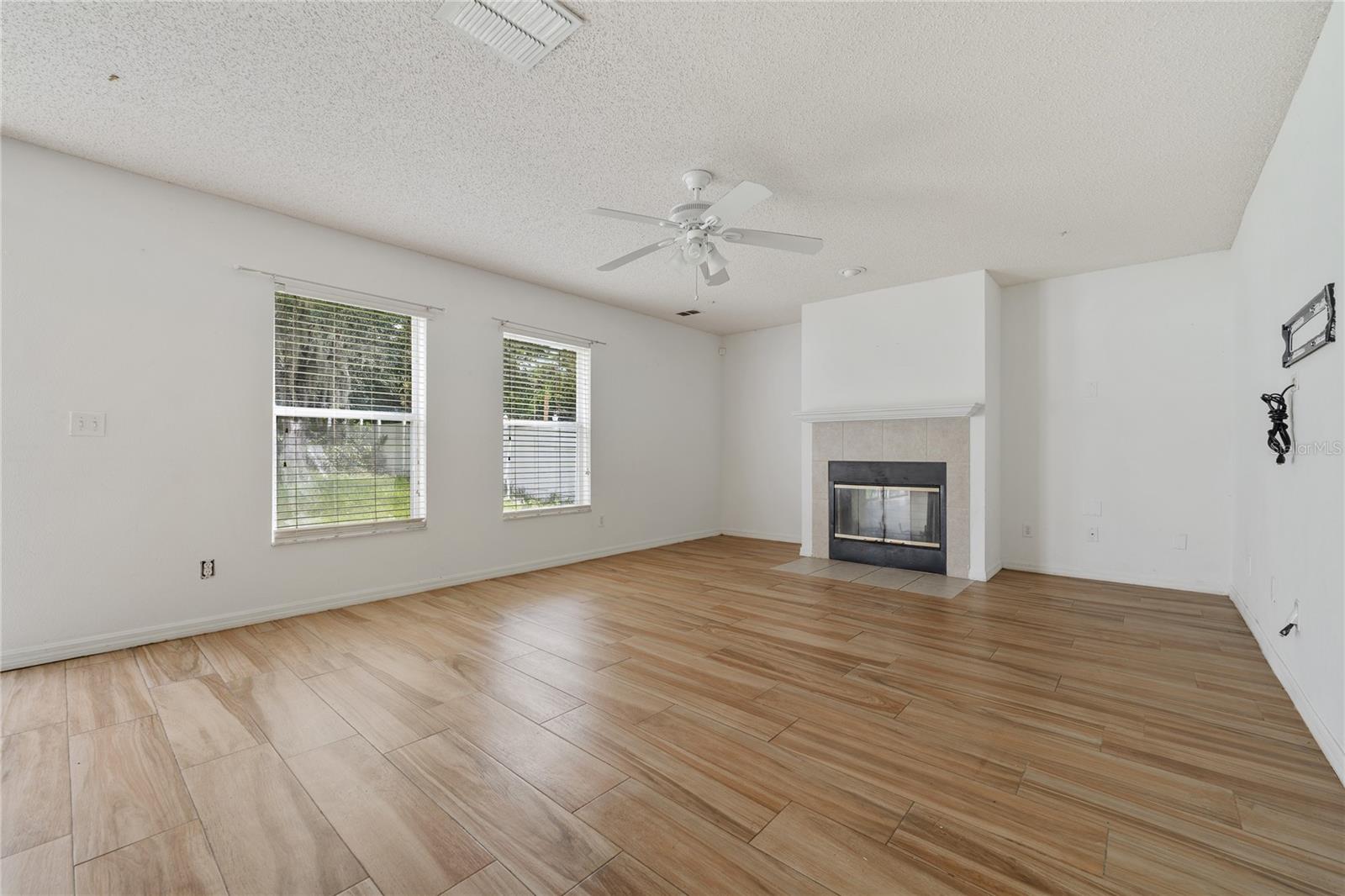 PRESERVE AT LAKE MONROE - Residential