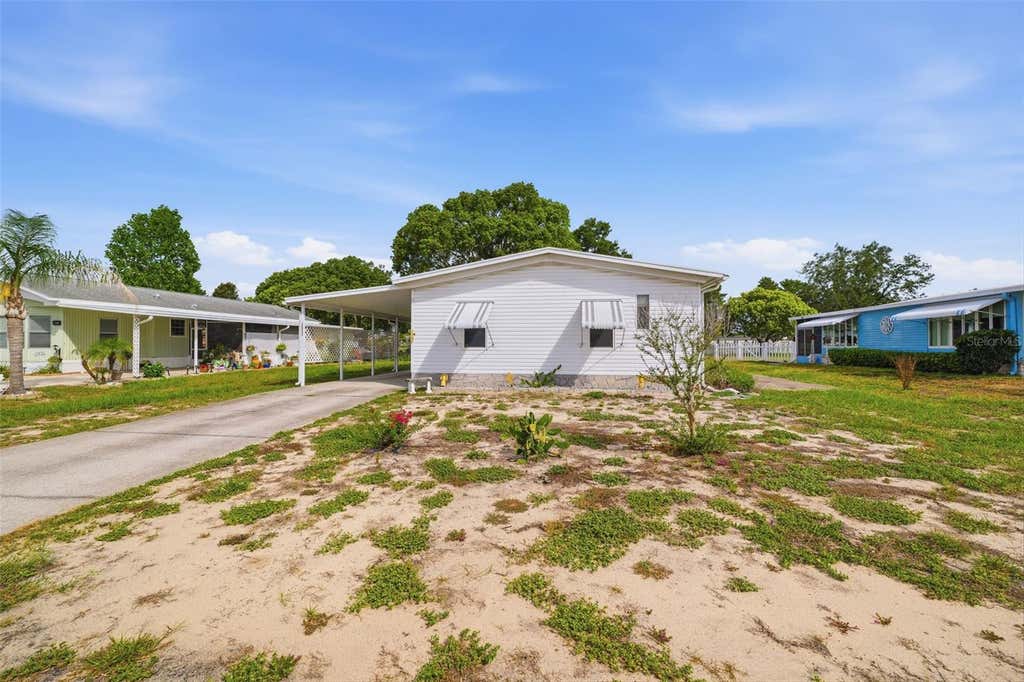 Photo of 15439 Brookridge Boulevard, Brooksville, FL 34613 (MLS # W7887025)