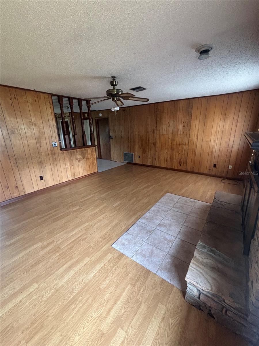 BARCLAY WOODS 2ND ADD - Residential