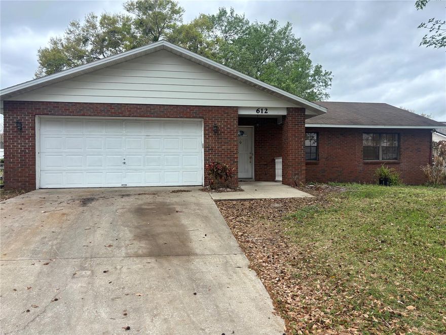 CAH ONLY, AS IS, LISTING AGENT IS OWNER, NO BLIND OR LOWBALL OFFERS. YOU MUST VIEW HOME BEFORE SUBMITTING OFFERS...The home needs some TLC but has solid bones. The home has a split 4/2 floor plan. Huge kitchen for entertaining. Large family room and living room with fireplace. Dining room off the kitchen with sliders that go out to the large fenced in backyard. Large 2 car garrage with utility area. What makes this home such a great property is it's location. The home is located in Barlclay Woods neighborhood across the street from Lake Orienta. Beautiful homes line the streets in this well maintained neighborhood. Minutes from Uptown Altamonte, Altamonte Mall, Downtown Maitland , Winter Park, and Interstate 4. Very centralized location make this the perfect neighborhood for any home owner.