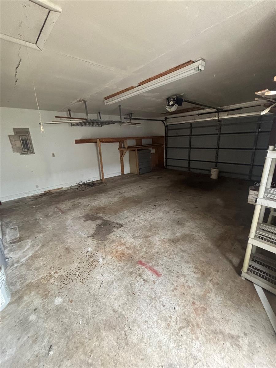 BARCLAY WOODS 2ND ADD - Residential