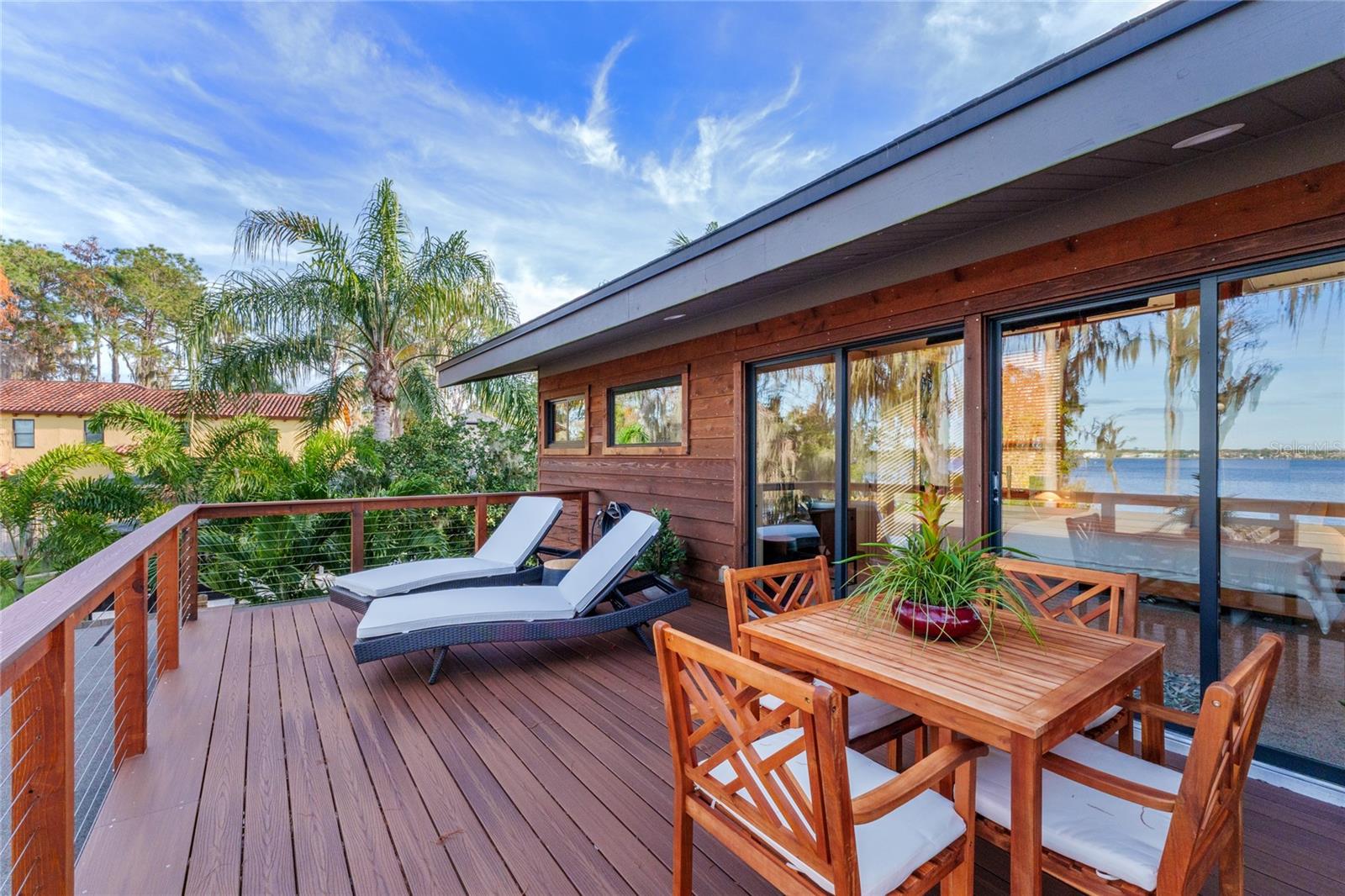 CYPRESS SHORES - Residential