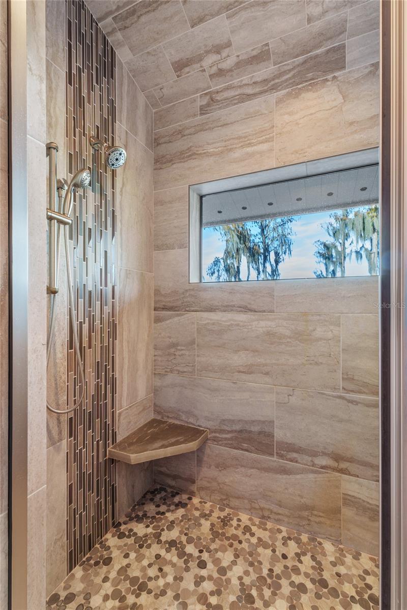 CYPRESS SHORES - Residential