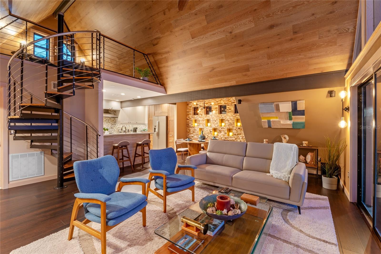 CYPRESS SHORES - Residential