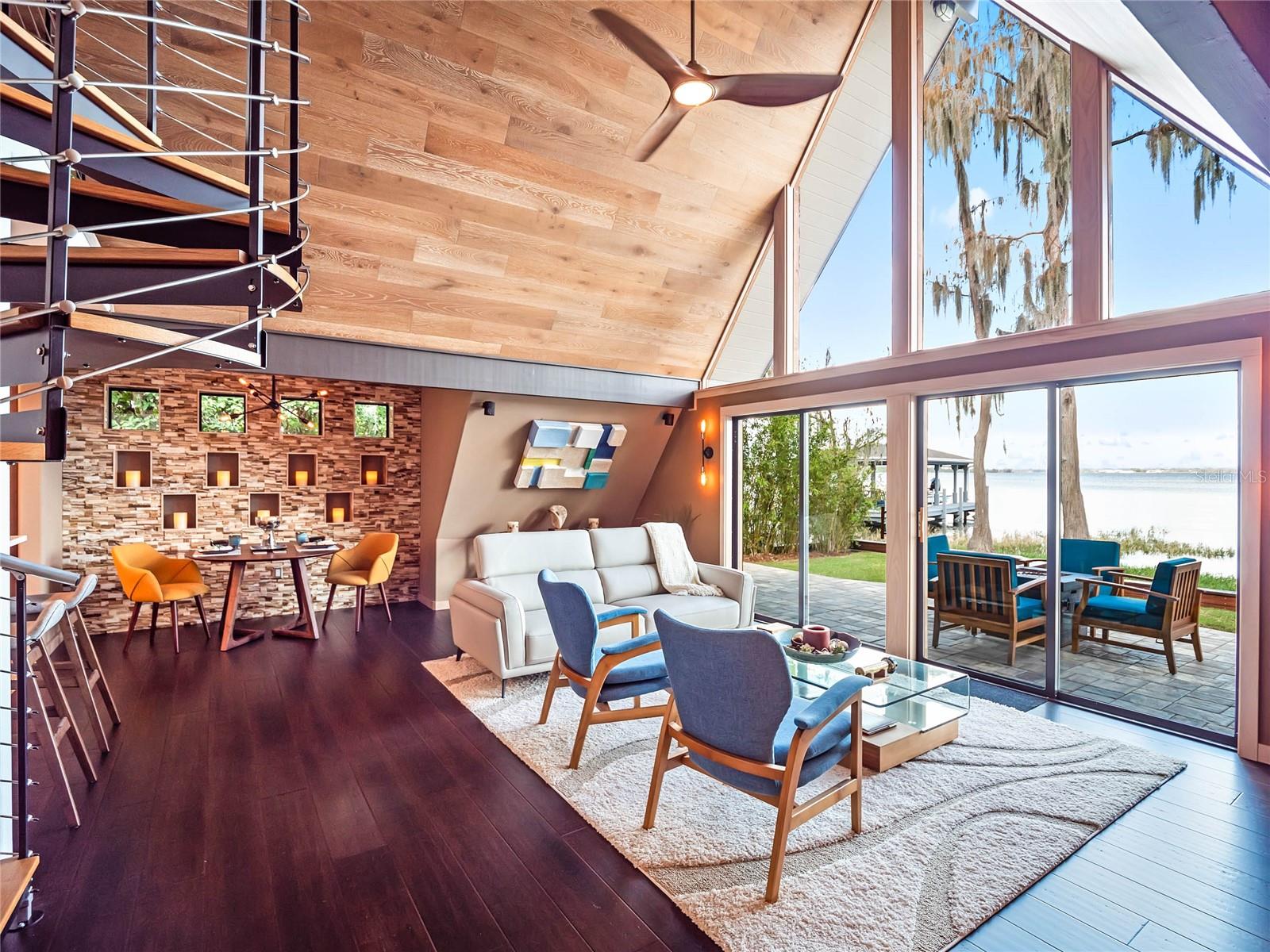 CYPRESS SHORES - Residential