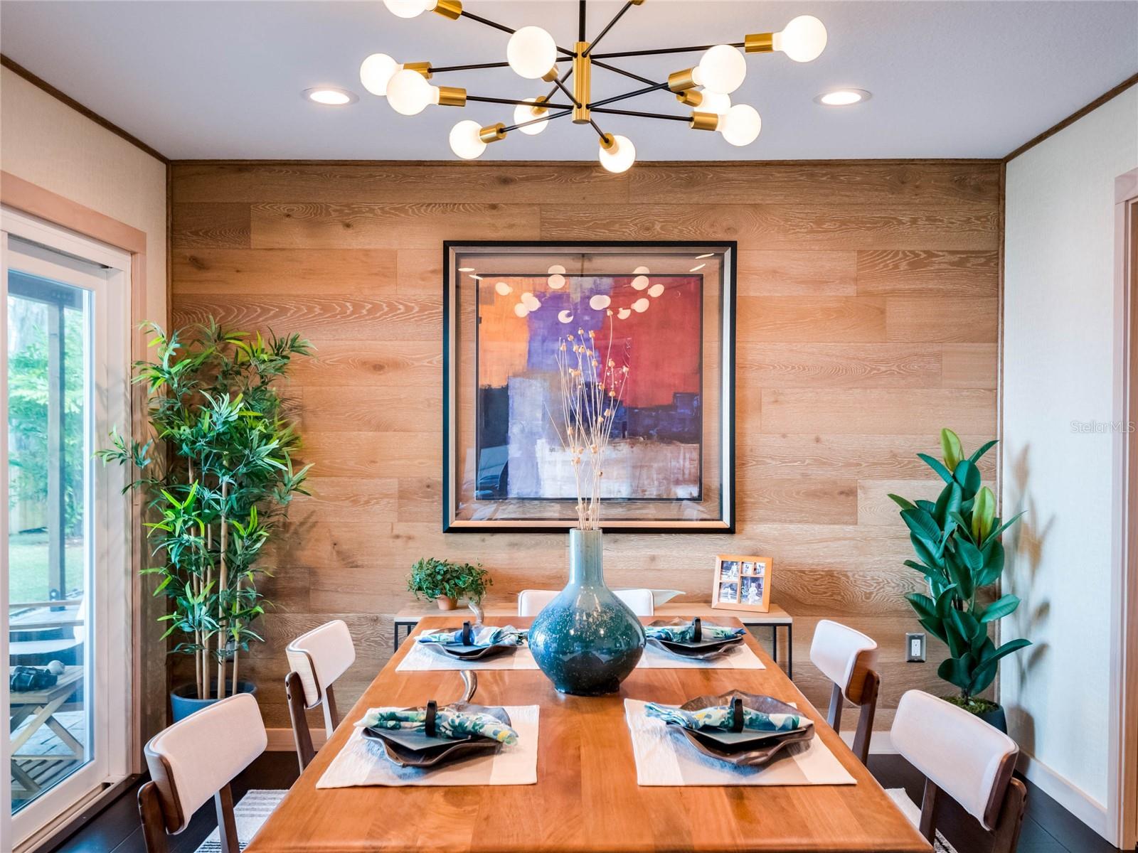 CYPRESS SHORES - Residential