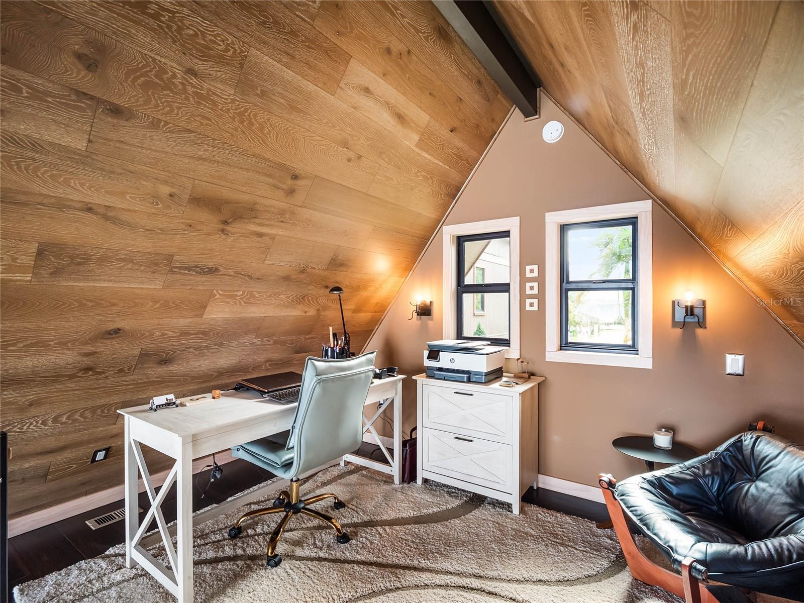 CYPRESS SHORES - Residential