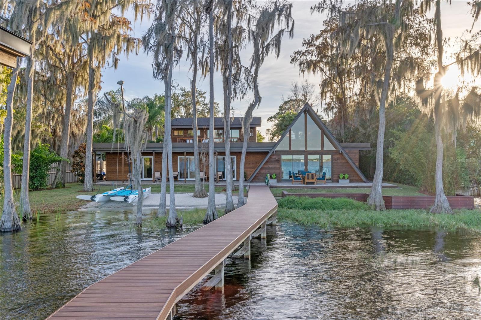 CYPRESS SHORES - Residential